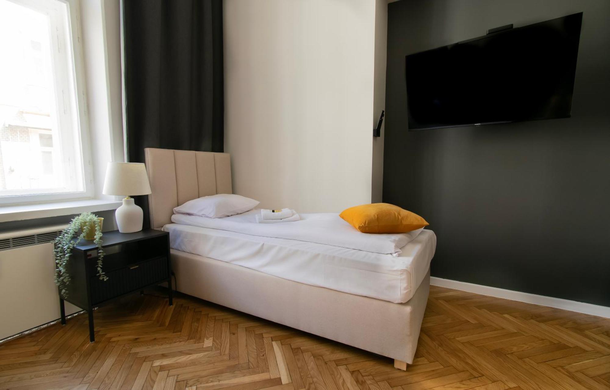 Modern Apartments Pilsudskiego Street Краков Экстерьер фото